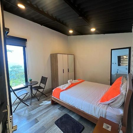 Solaris Glamping Exclusive Hotel Tena ภายนอก รูปภาพ